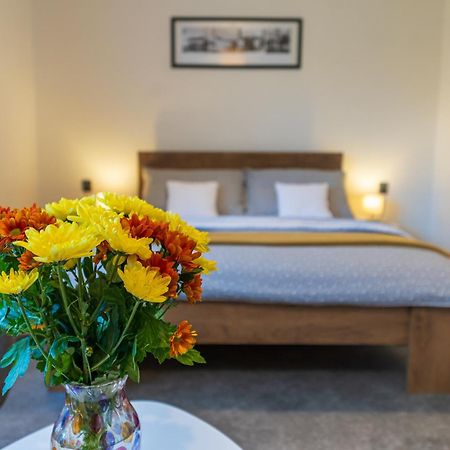 Ubytovani Na Samote - Apartman U Tesaru Komarice 外观 照片