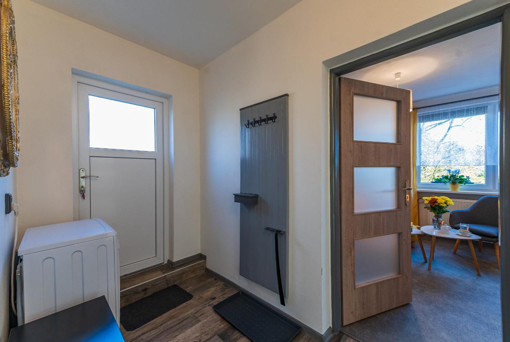 Ubytovani Na Samote - Apartman U Tesaru Komarice 外观 照片