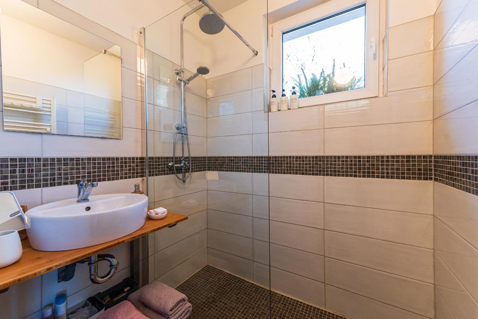 Ubytovani Na Samote - Apartman U Tesaru Komarice 外观 照片